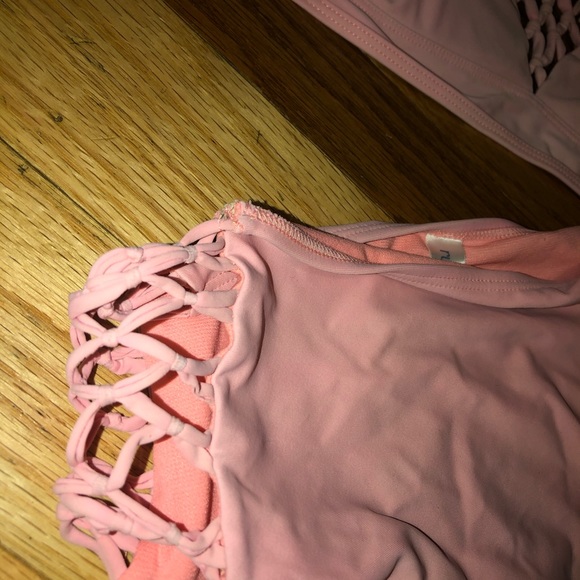 Bathing suit - Picture 3 of 4